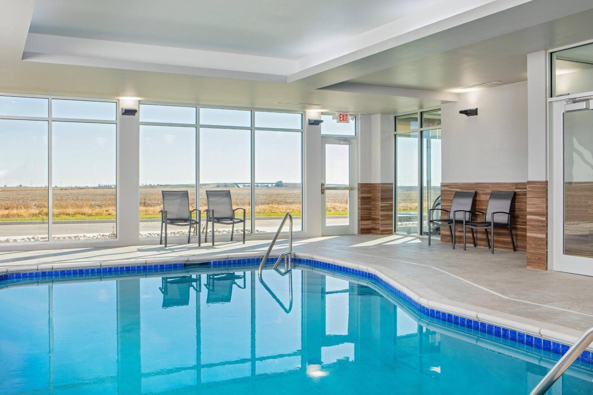 Fairfield Inn & Suites by Marriott McPherson photo 23