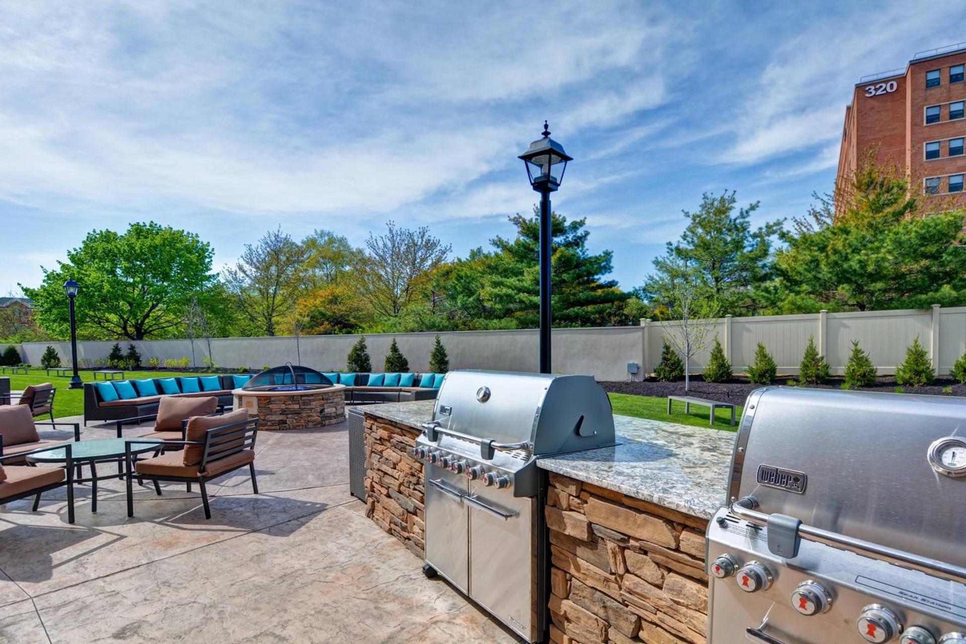 Courtyard by Marriott Long Island Islip/Courthouse Complex photo 16