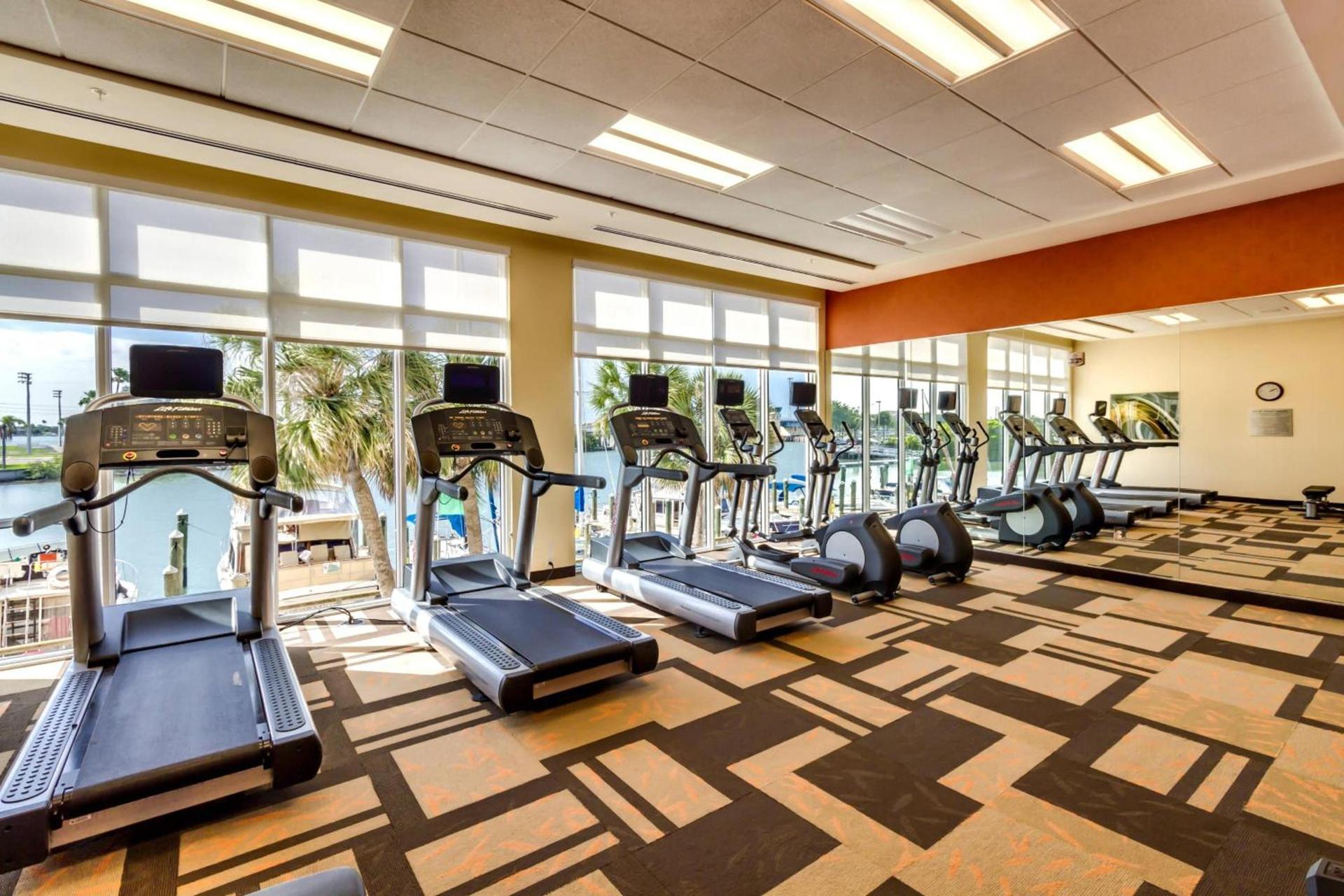 Courtyard by Marriott St. Petersburg Clearwater/Madeira Beach photo 12