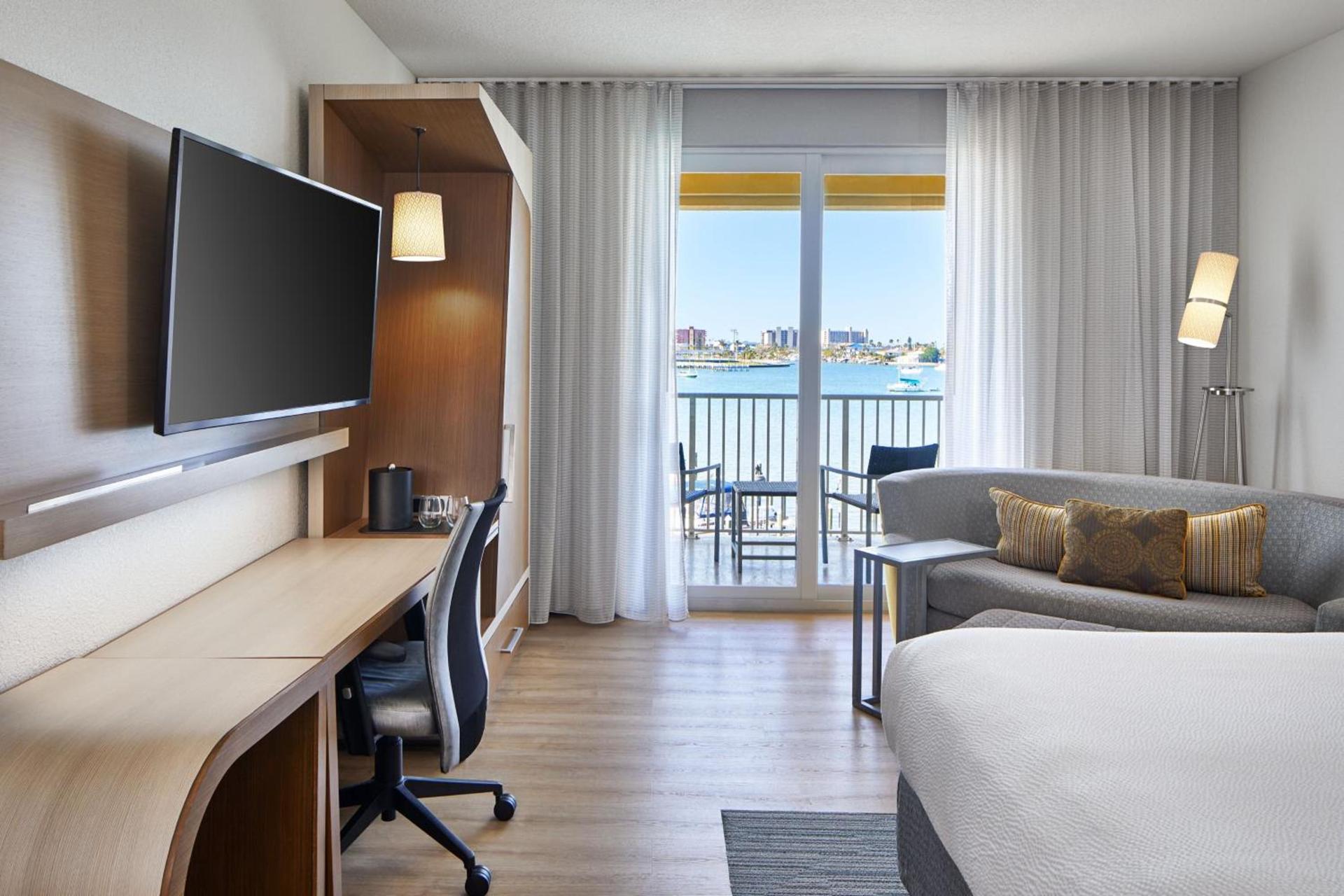 Courtyard by Marriott St. Petersburg Clearwater/Madeira Beach photo 31