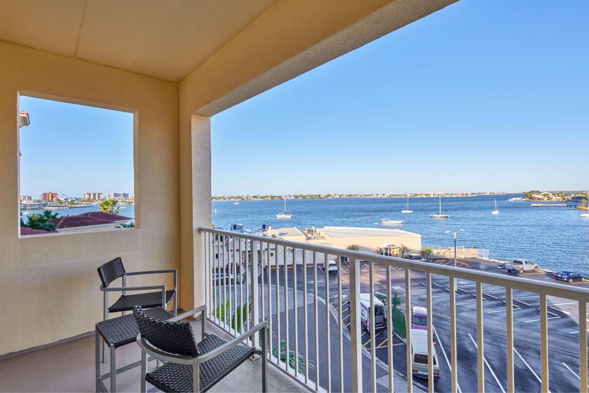 Courtyard by Marriott St. Petersburg Clearwater/Madeira Beach photo 47