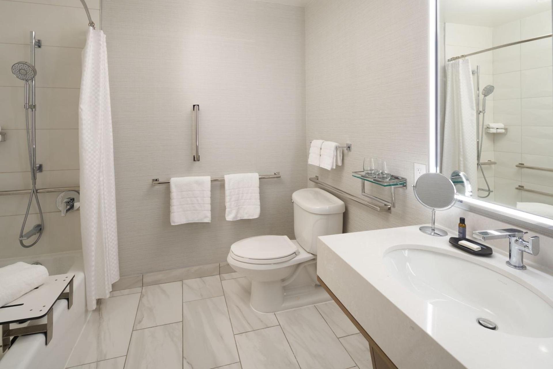 The Westin Indianapolis photo 17