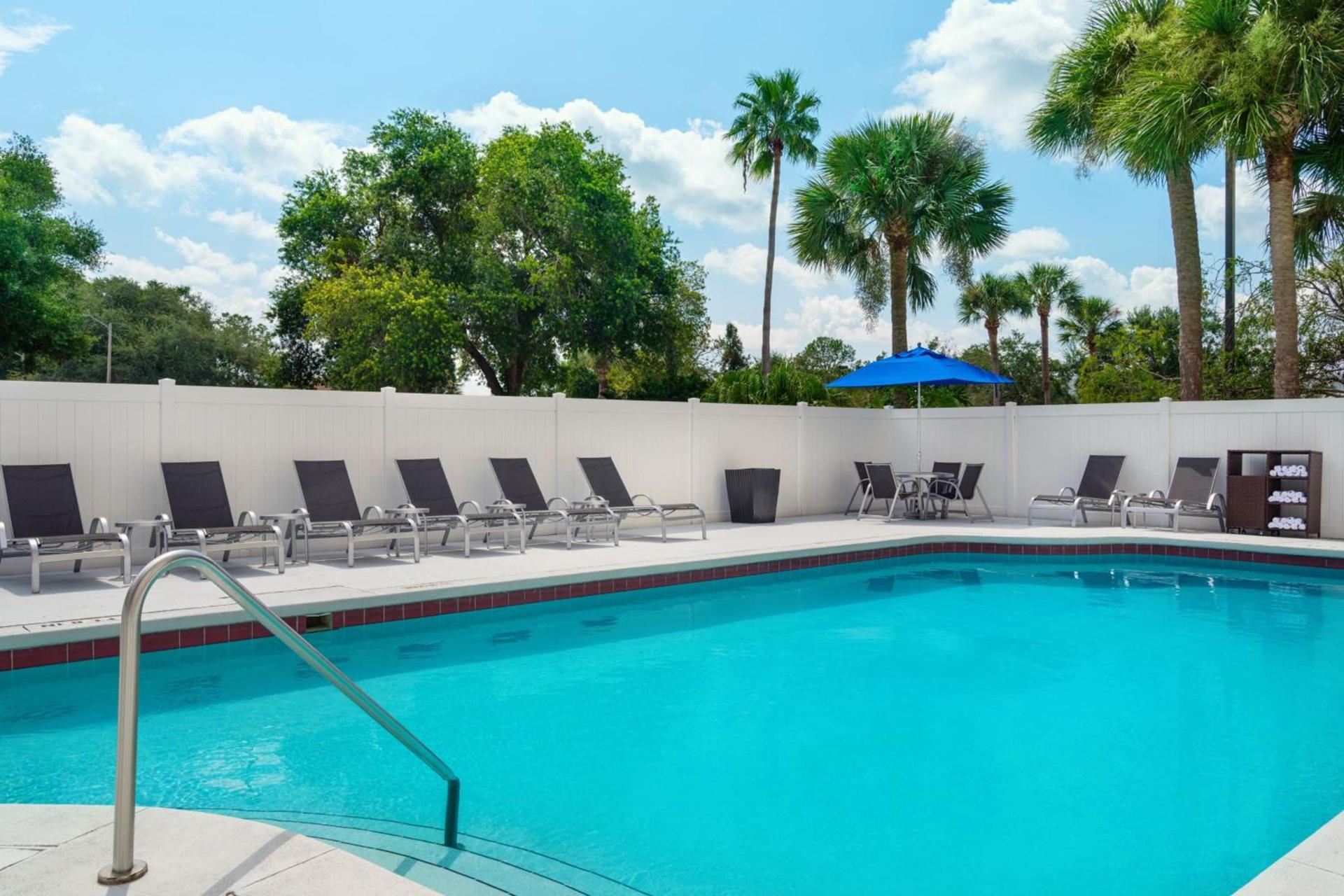 Fairfield Inn & Suites by Marriott Orlando Lake Buena Vista photo 20