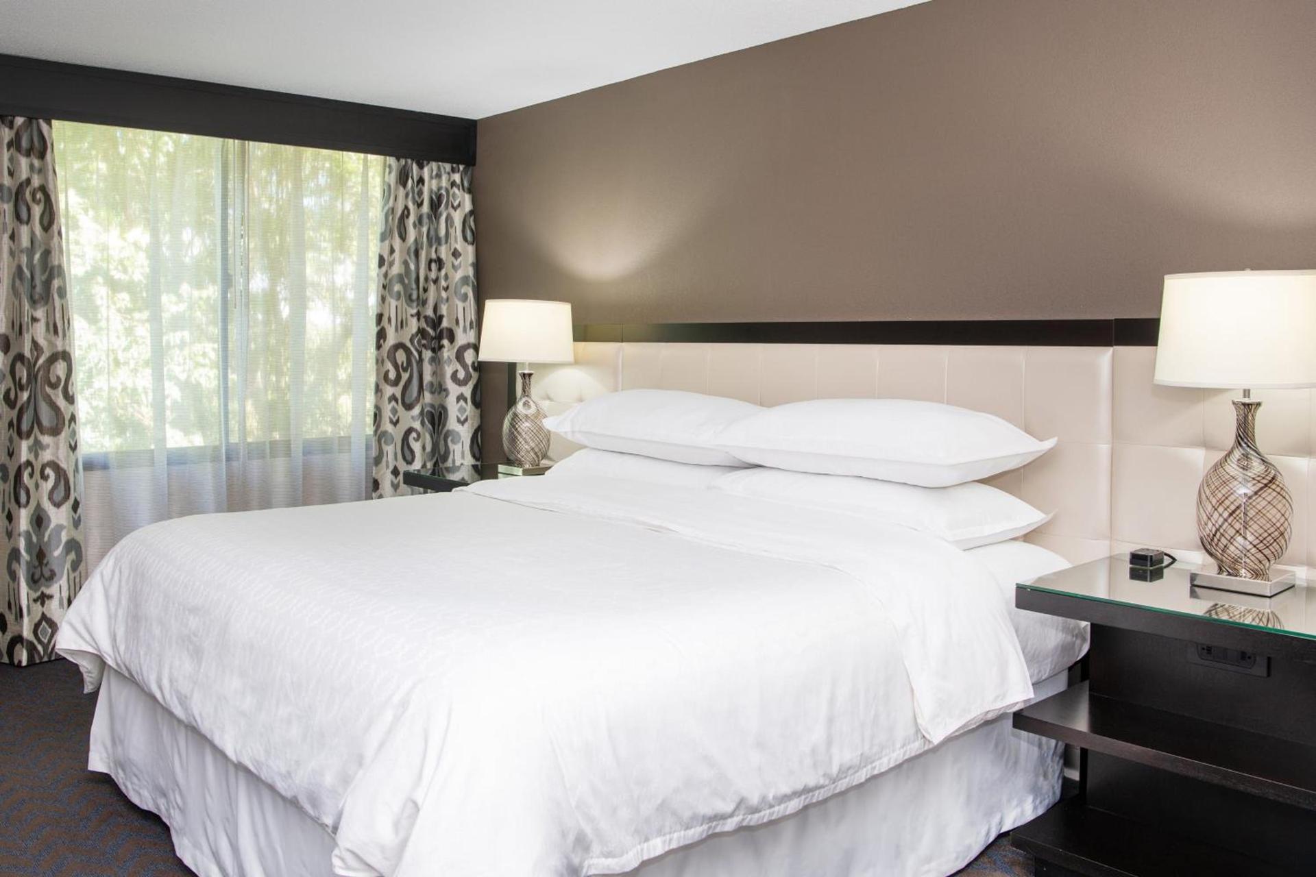 Sheraton Minneapolis West Hotel photo 35