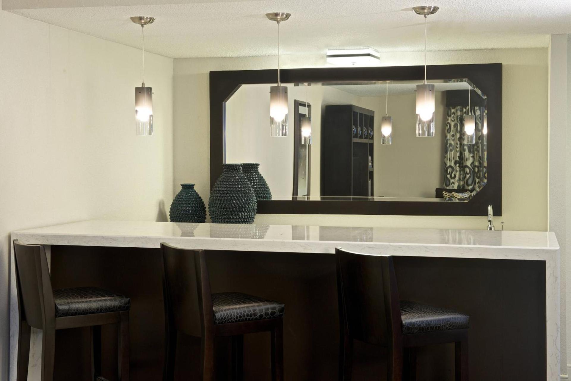 Sheraton Minneapolis West Hotel photo 40