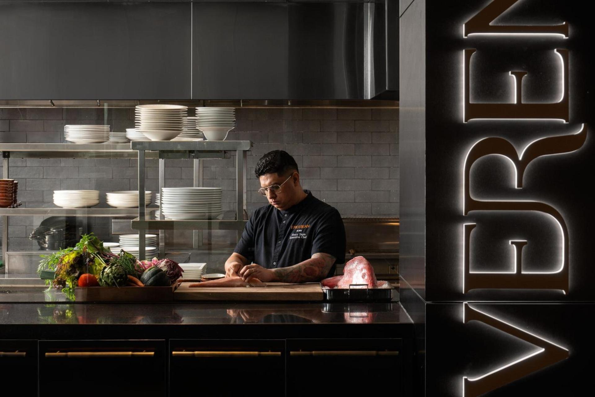 Epicurean Atlanta, Autograph Collection photo 78