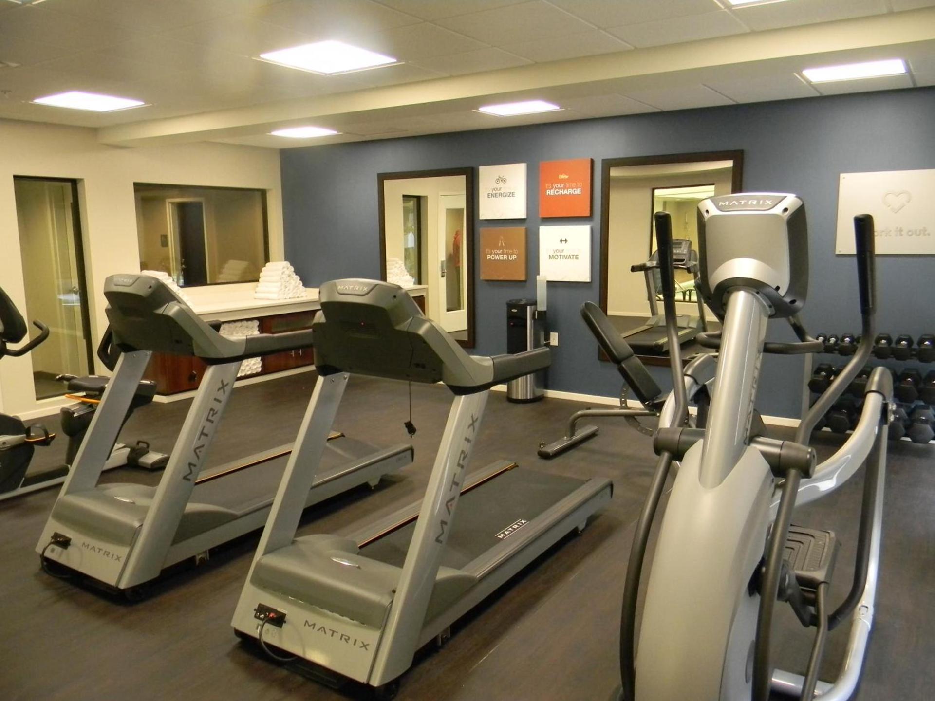 Comfort Suites-Youngstown North photo 36