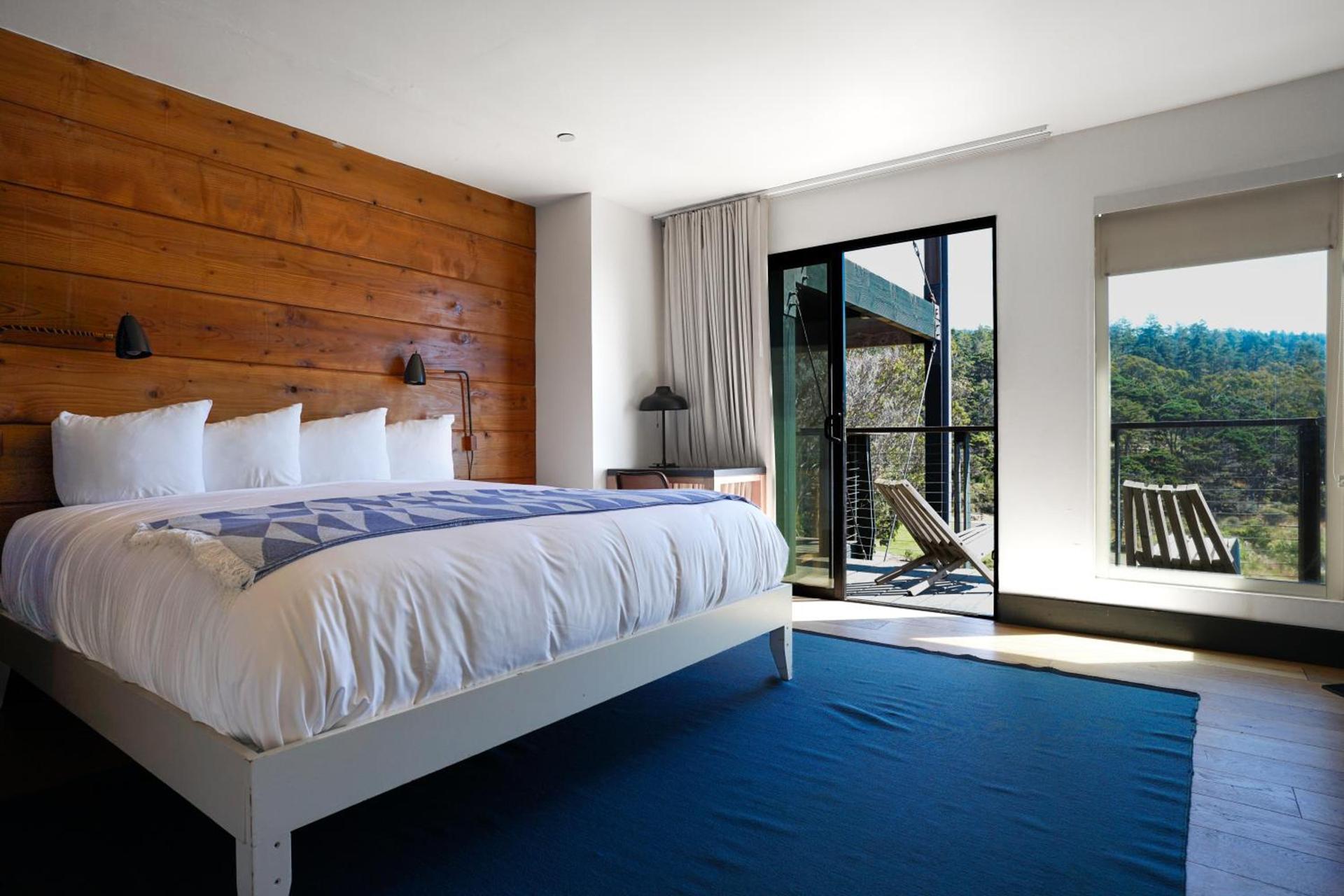 Timber Cove Resort photo 46