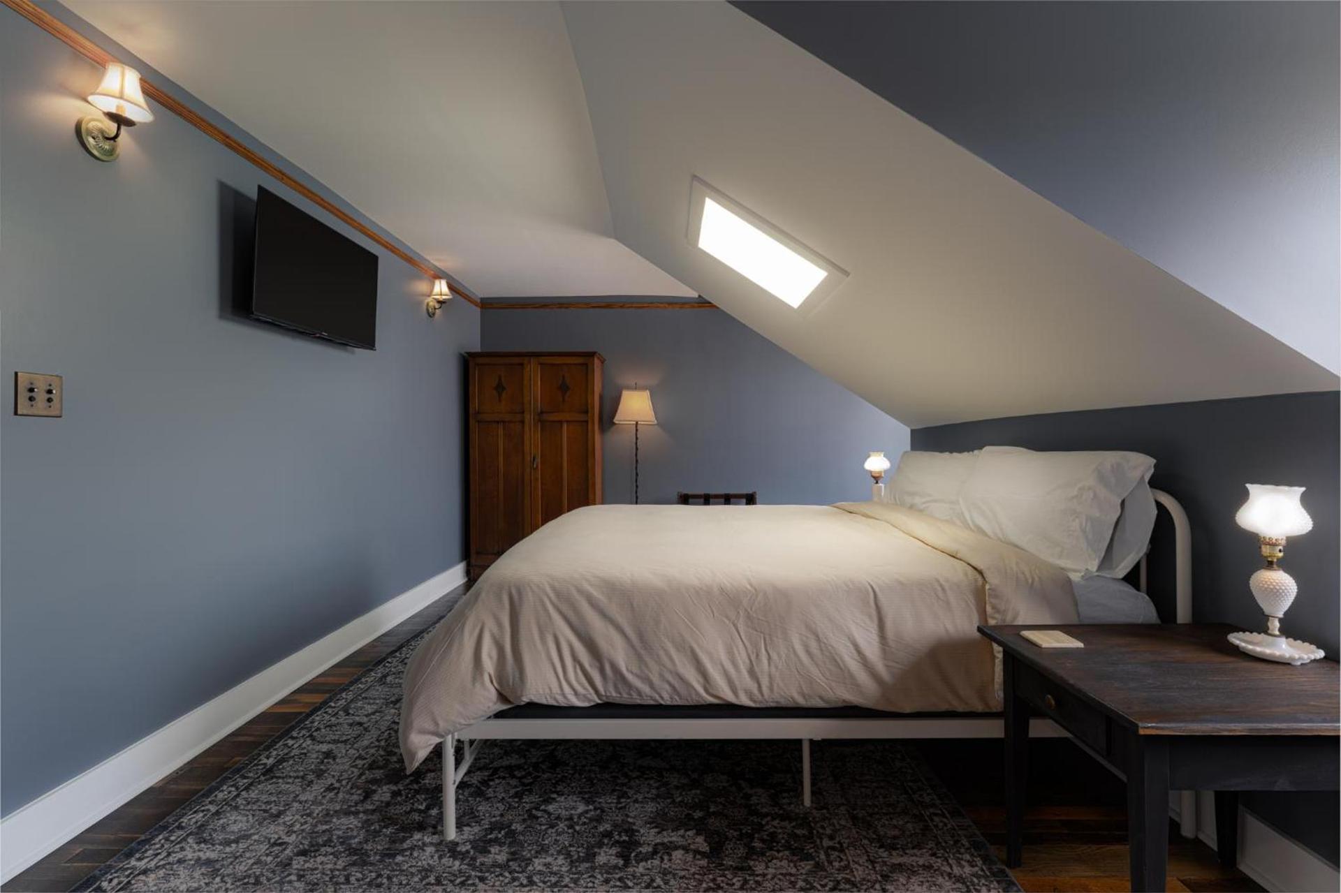 The NuWray Hotel & Carriage House photo 34