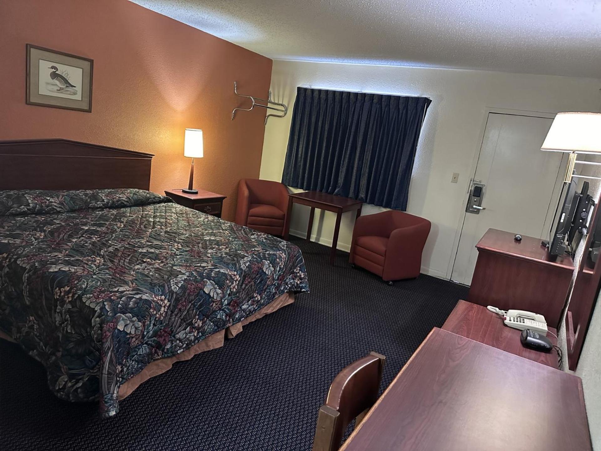 CRYSTAL MOTEL photo 3