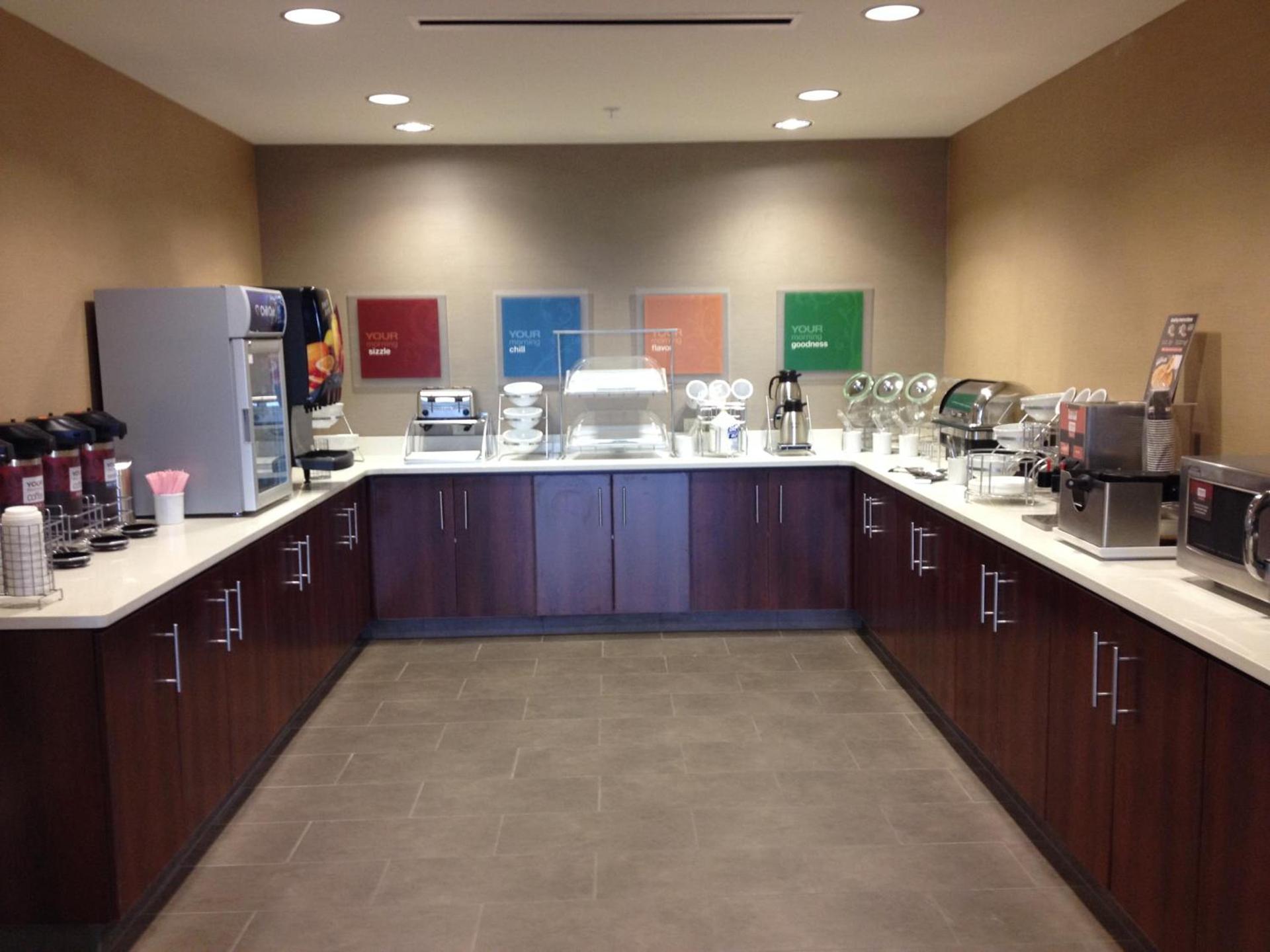 Comfort Suites-Youngstown North photo 47