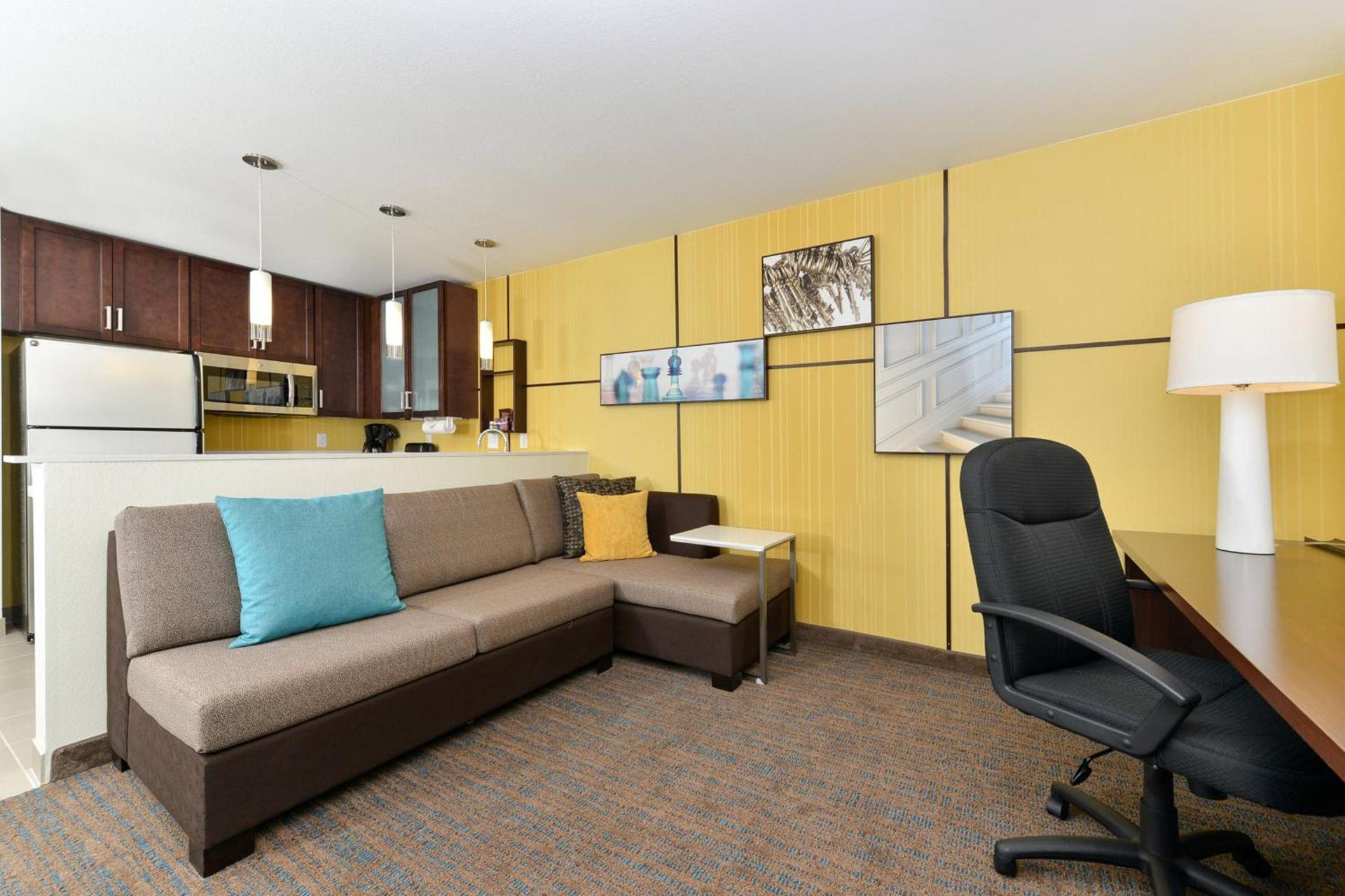 Residence Inn by Marriott Des Moines Downtown photo 9
