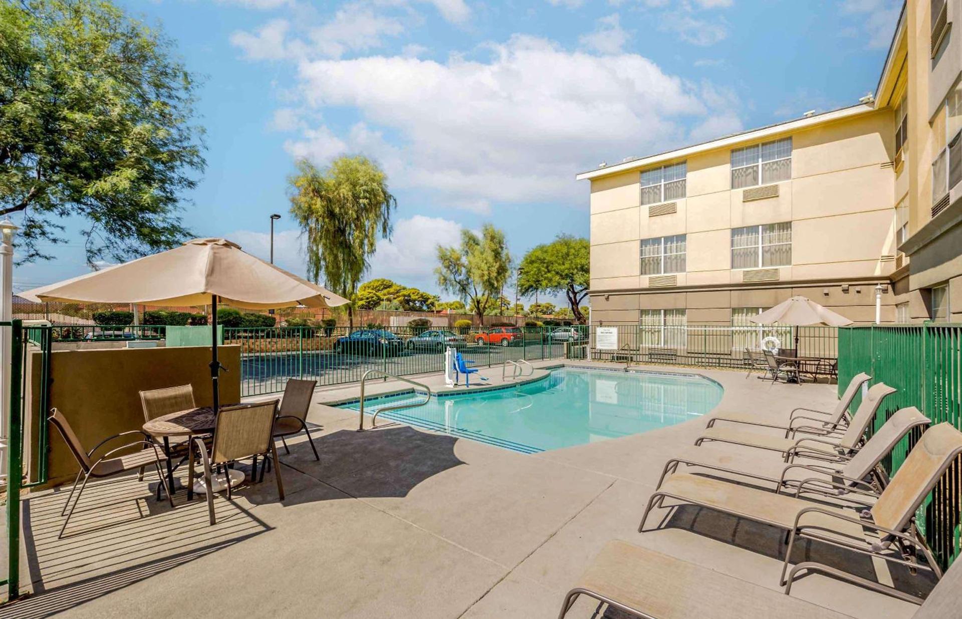 MainStay Suites Las Vegas Flamingo photo 8