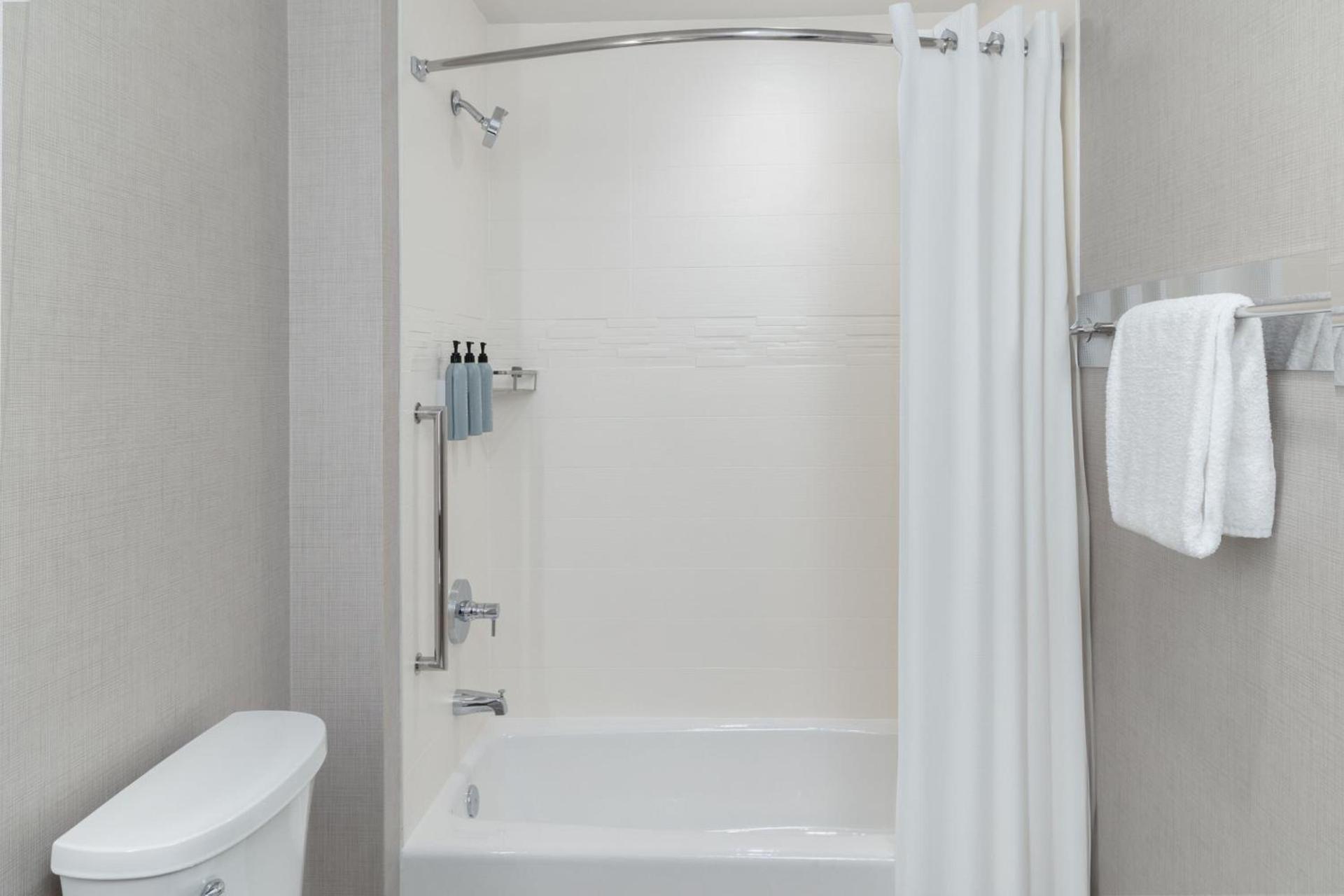 Residence Inn by Marriott Fairfield Napa photo 27