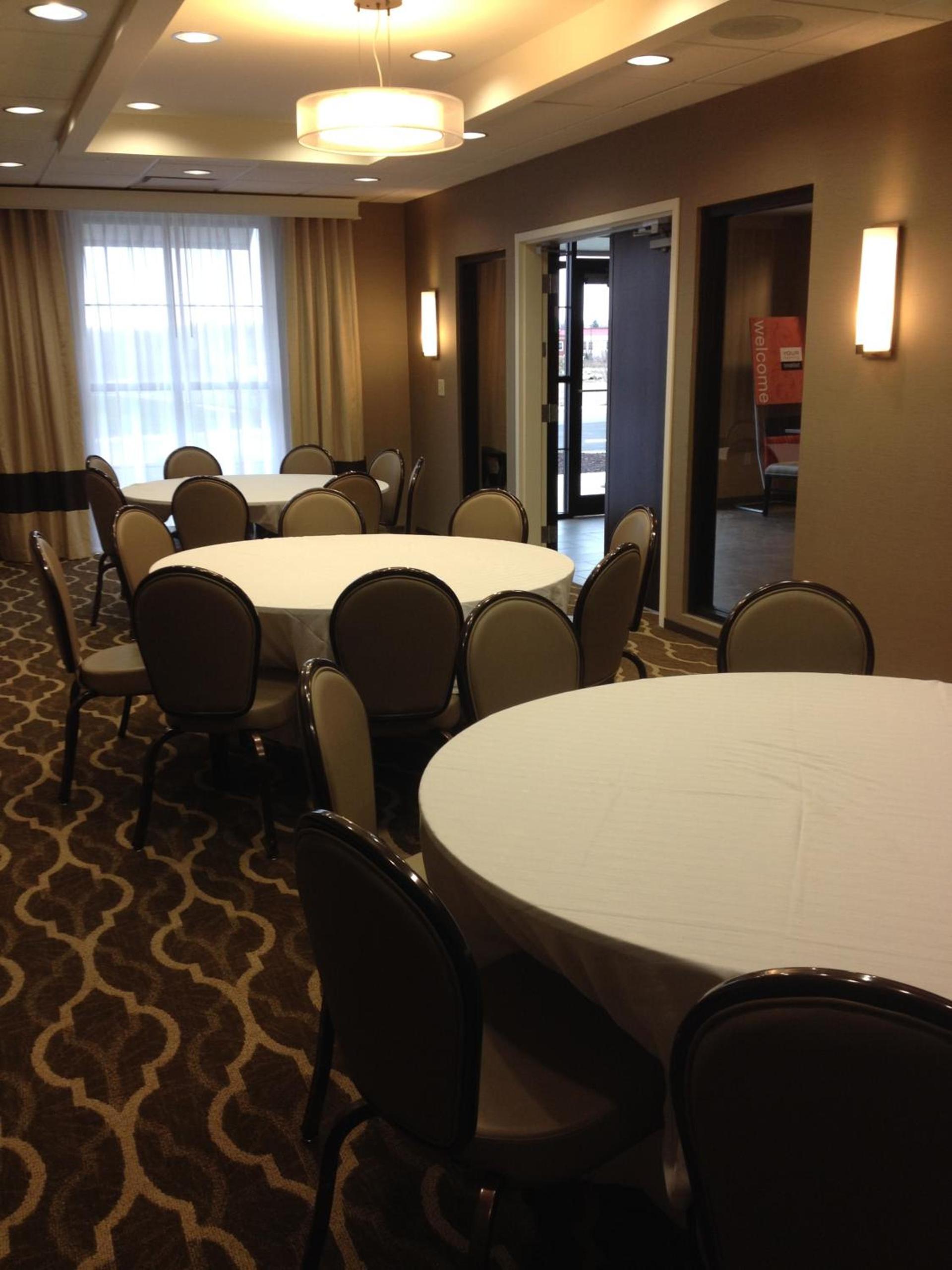 Comfort Suites-Youngstown North photo 52