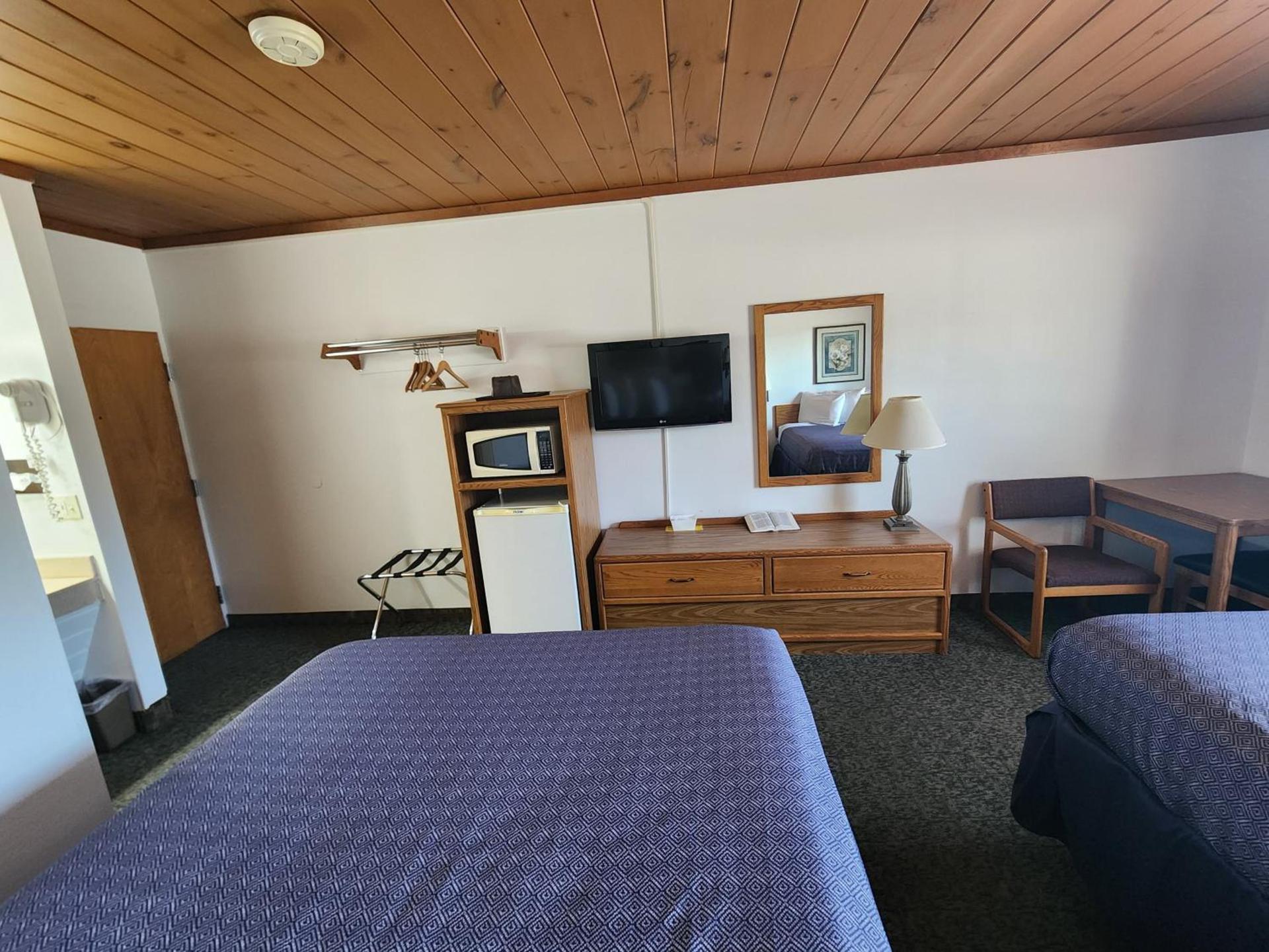 Lantern Motel photo 47