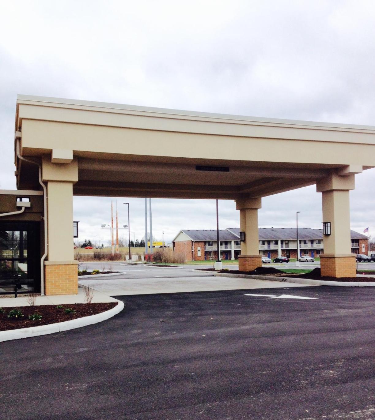 Comfort Suites-Youngstown North photo 43