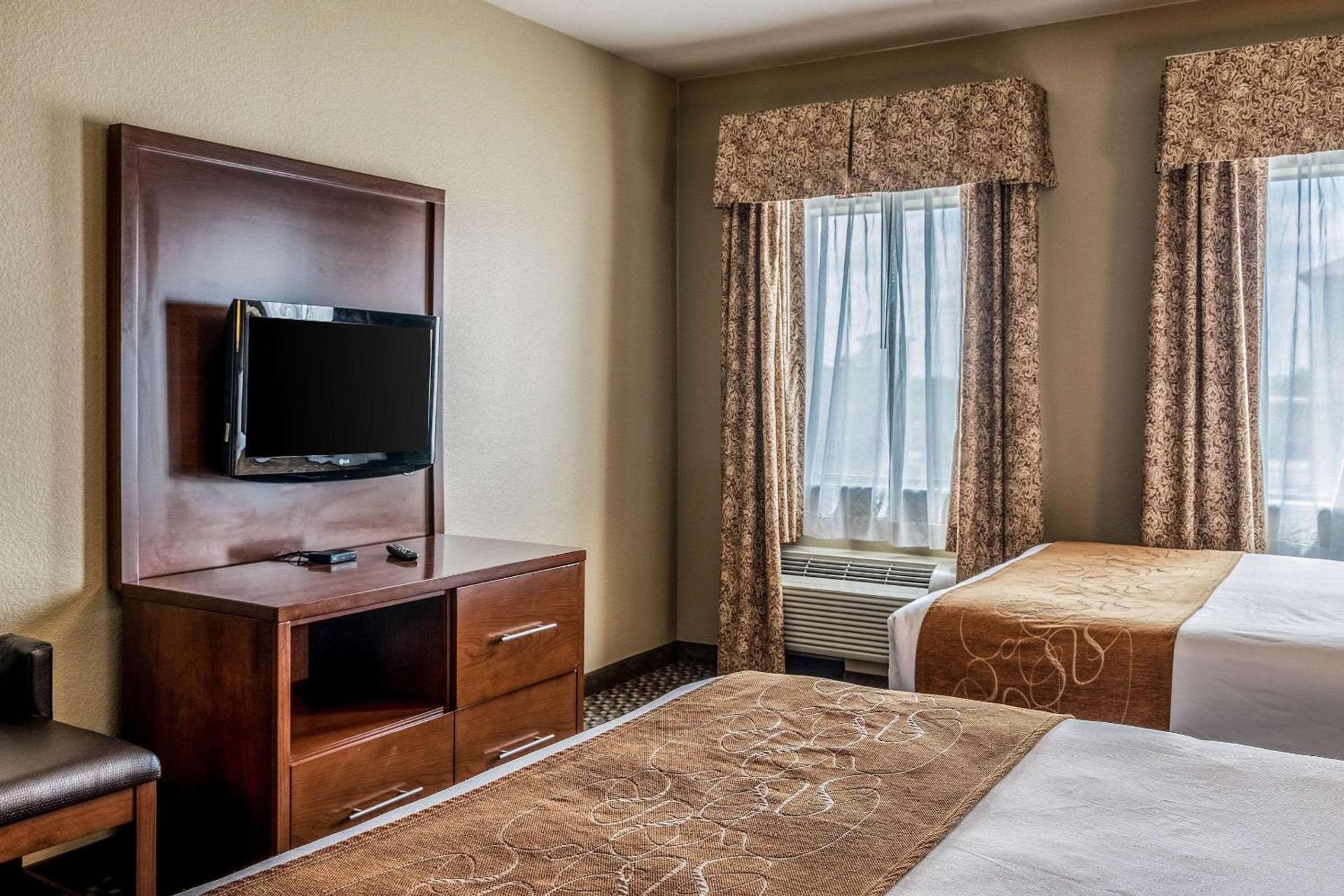 Comfort Suites Near Texas State University photo 25
