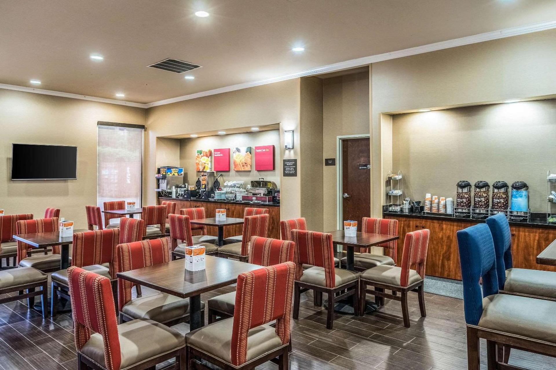 Comfort Suites Near Texas State University photo 32