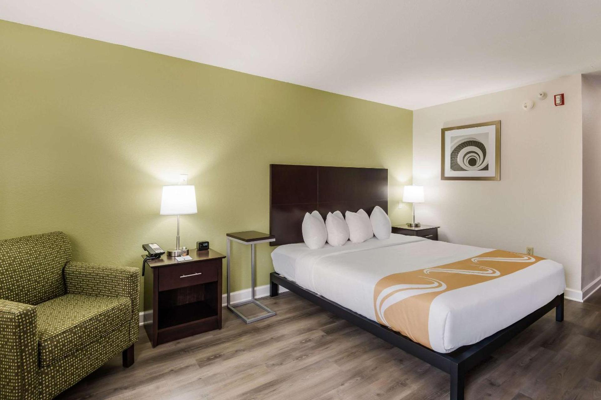 Quality Inn & Suites Quincy - Downtown photo 10