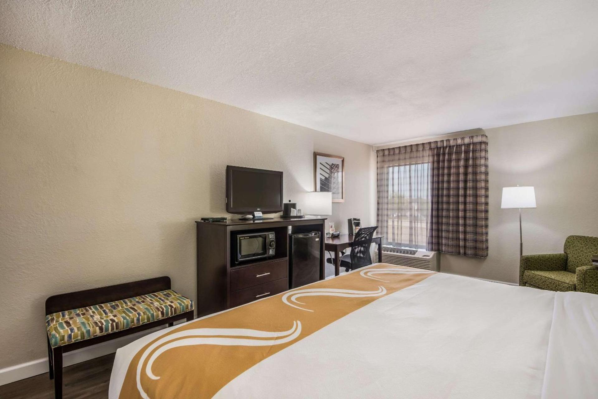 Quality Inn & Suites Quincy - Downtown photo 13