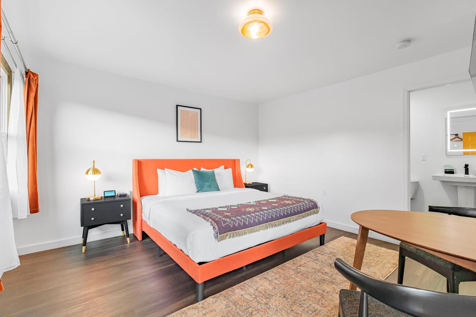 Town House Lodge photo 18
