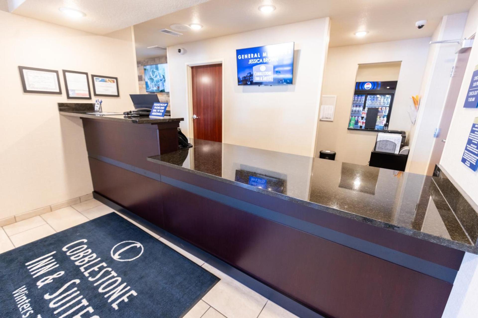 Cobblestone Inn & Suites - Winters photo 15