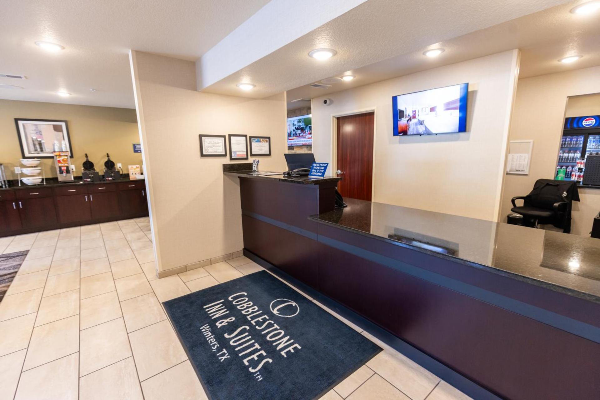 Cobblestone Inn & Suites - Winters photo 14