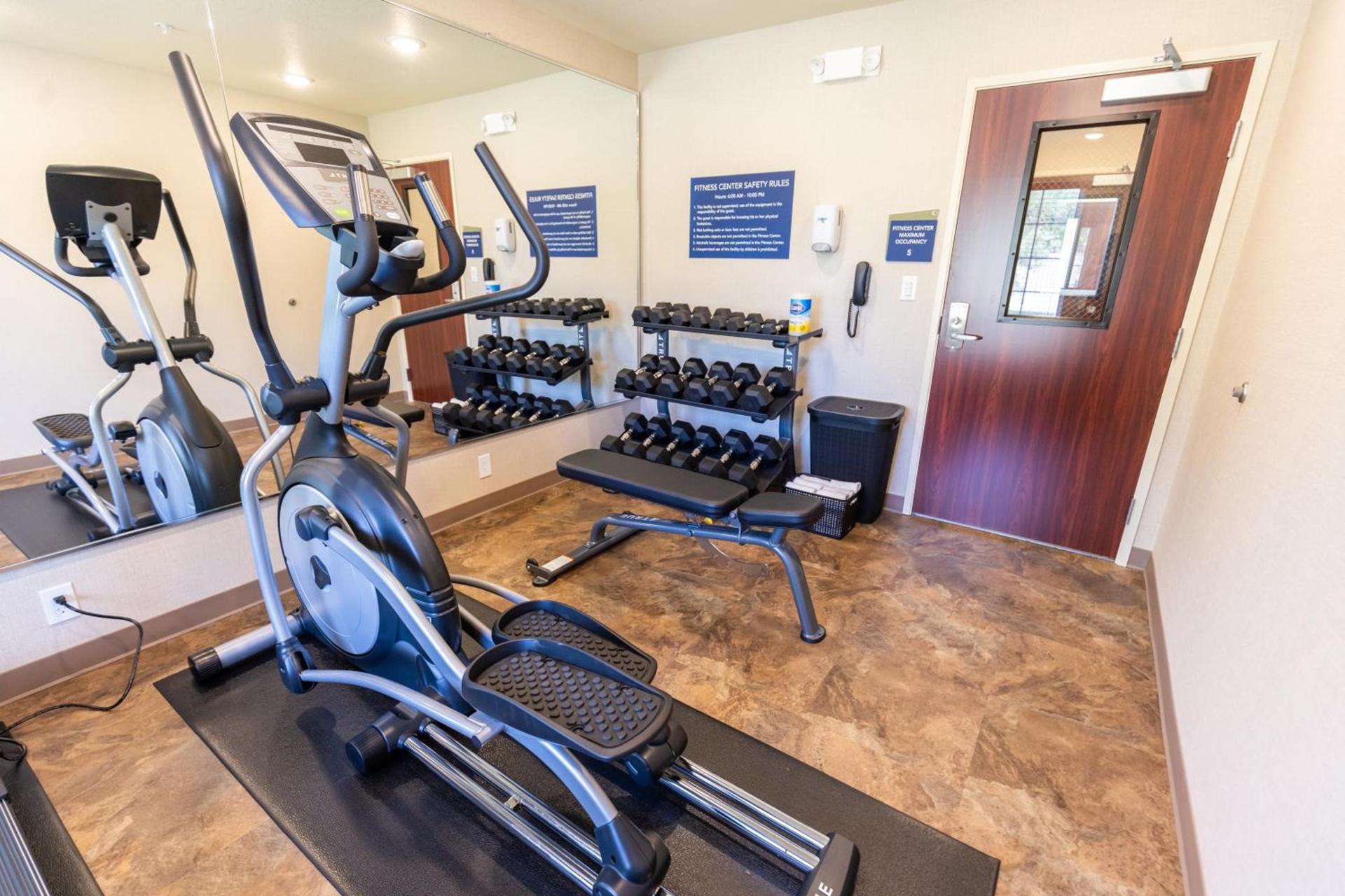 Cobblestone Inn & Suites - Winters photo 41
