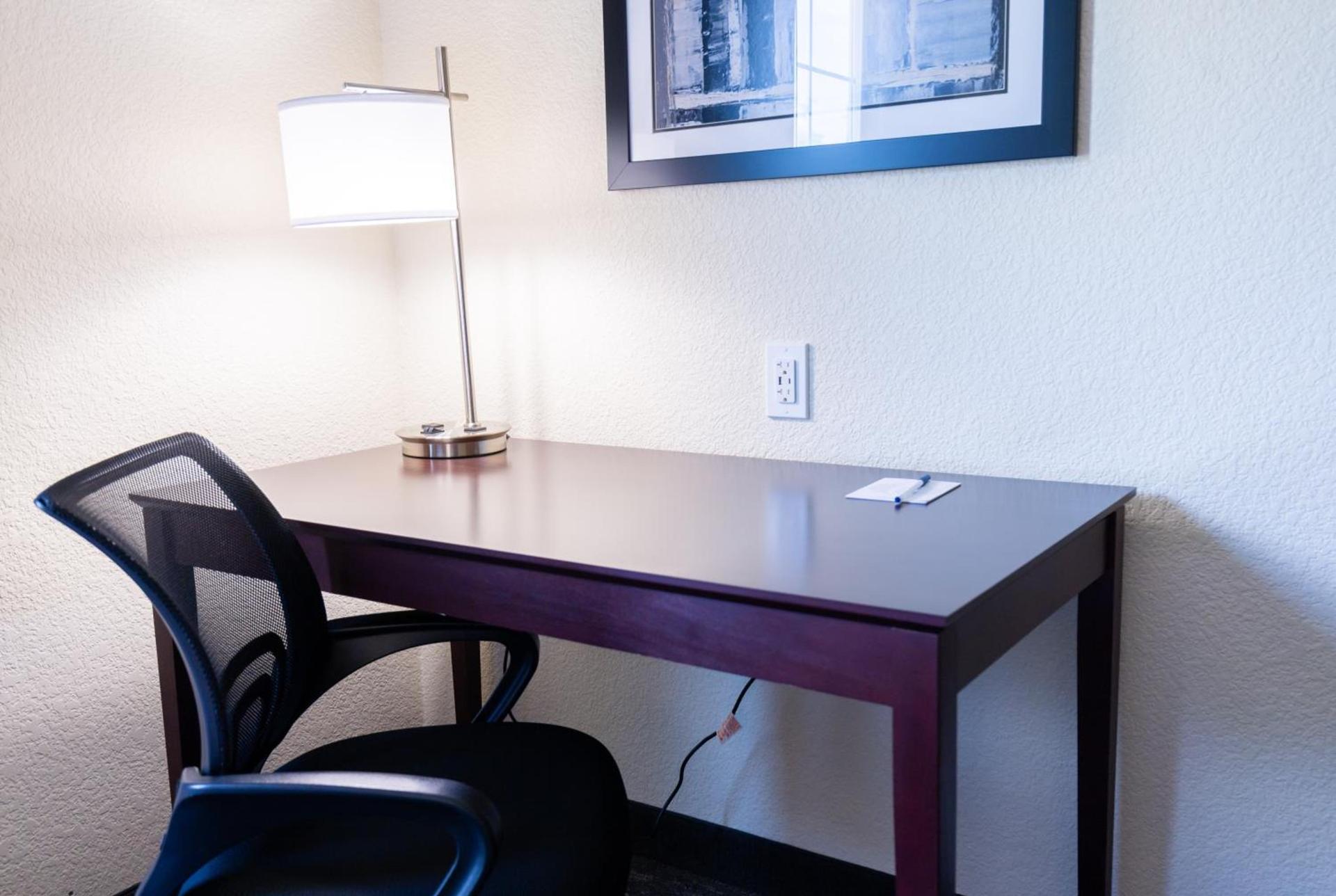 Cobblestone Inn & Suites - Winters photo 69