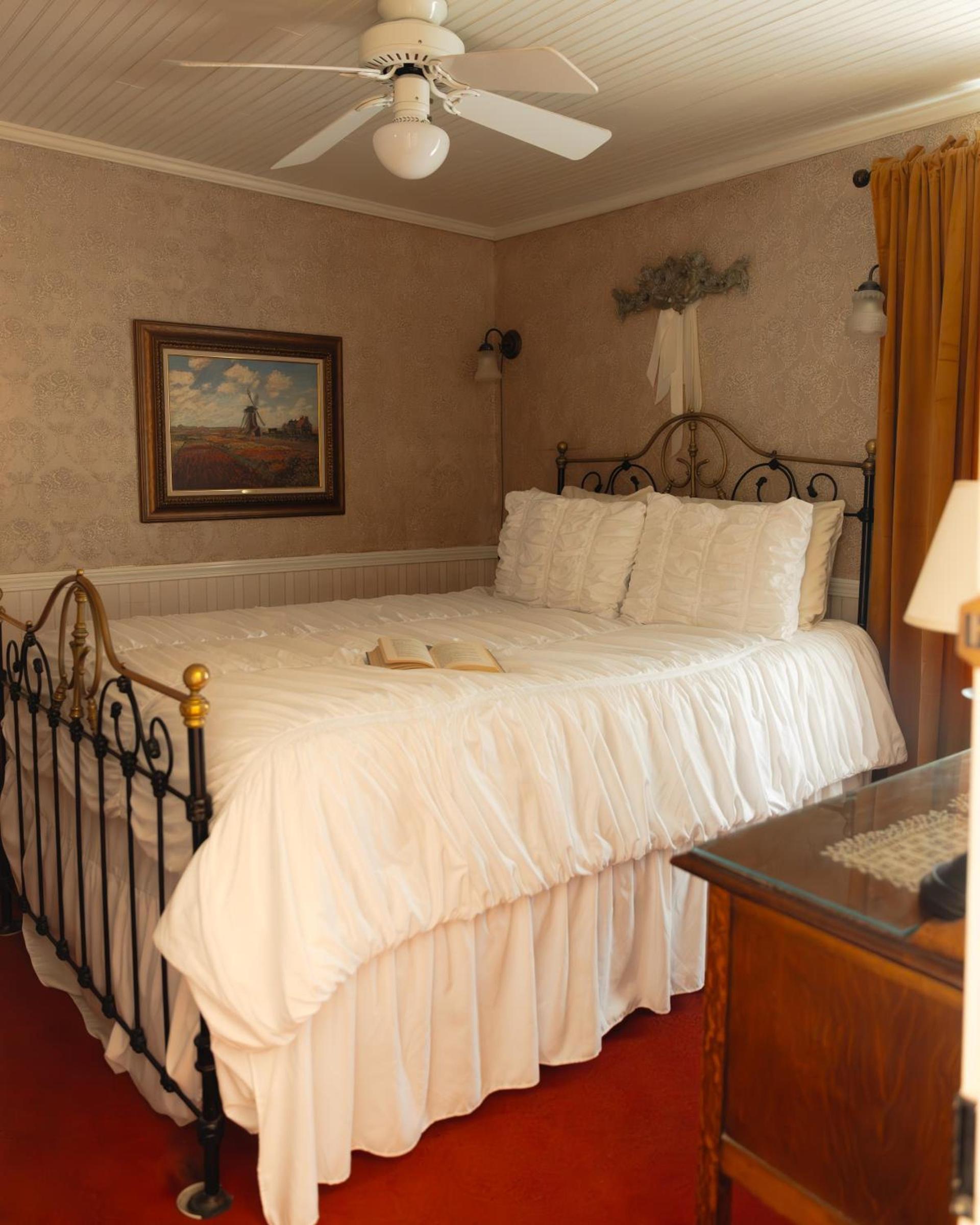 Julian Gold Rush Hotel photo 52