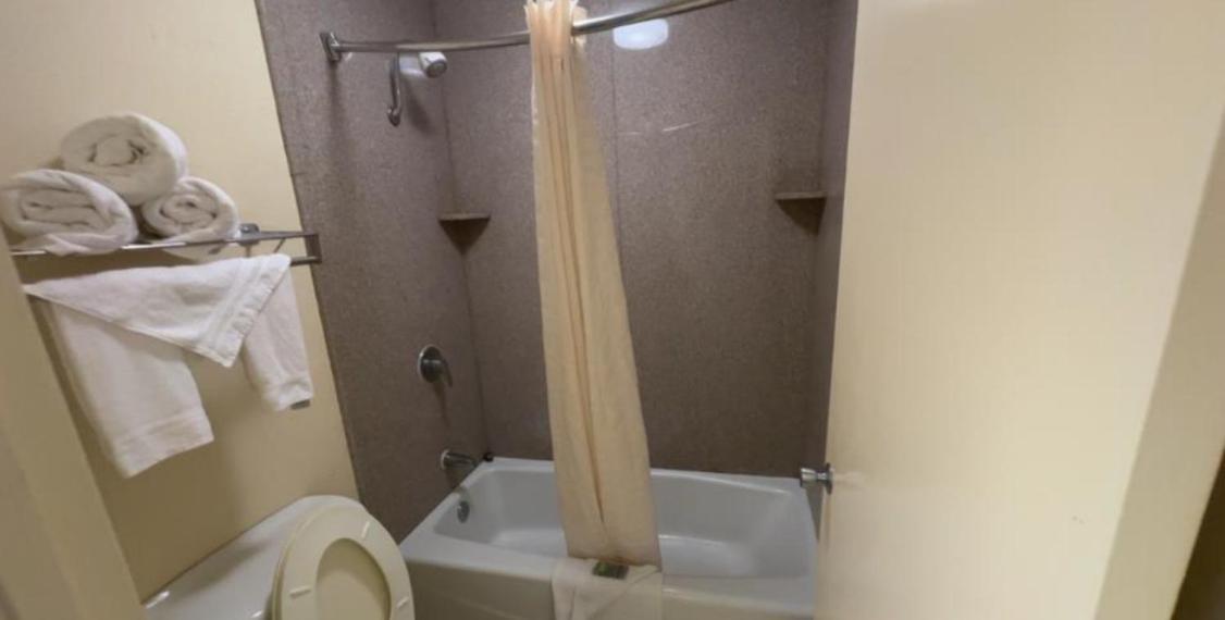 Best Western Of Walterboro photo 22