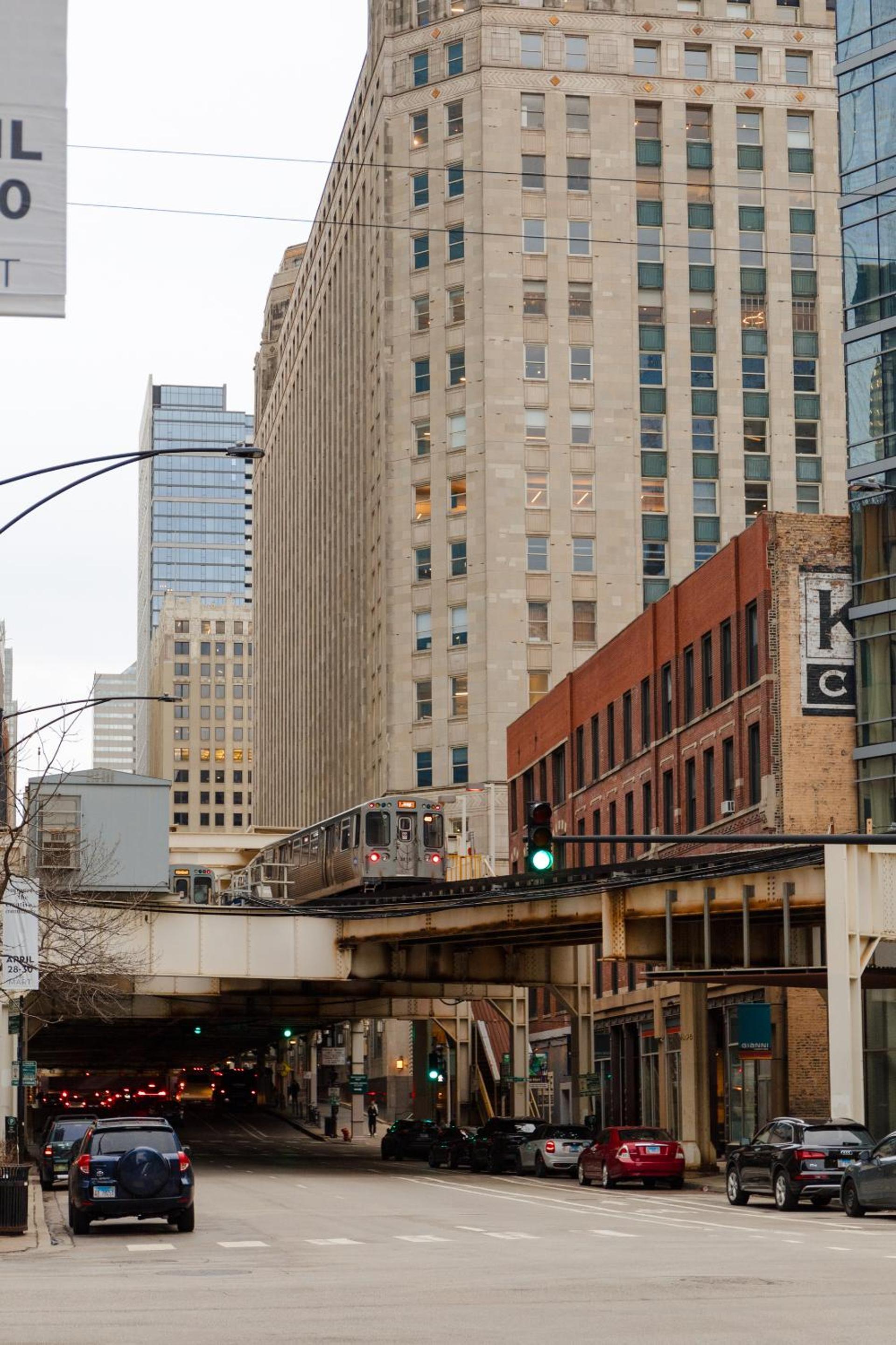 Found Chicago powered by Sonder photo 23
