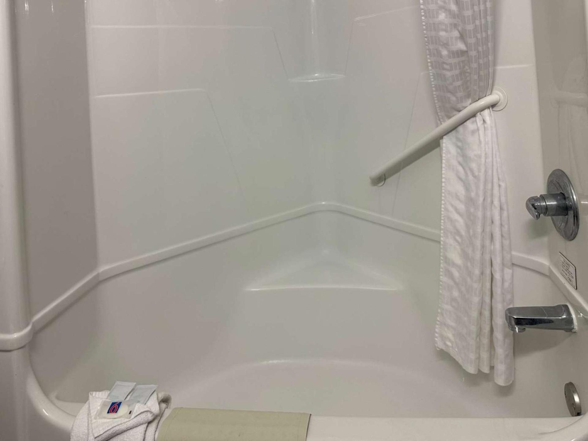 Motel 6-Mission, TX photo 7