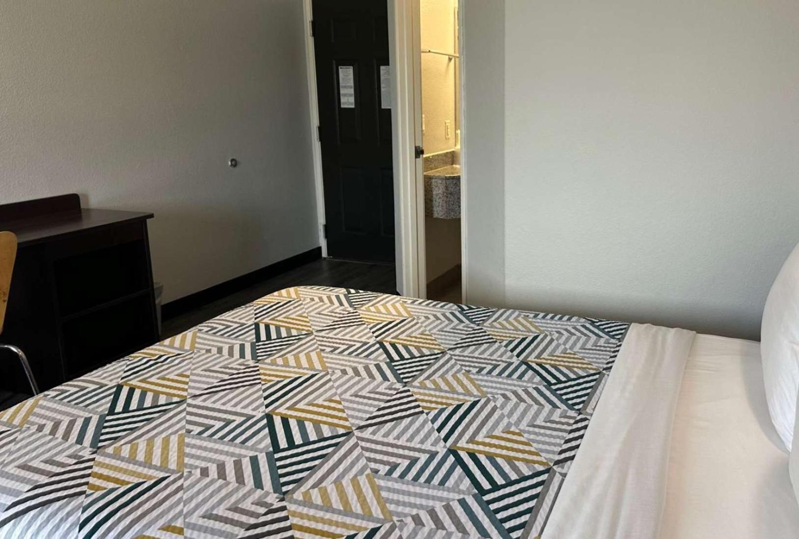 Motel 6-Mission, TX photo 10