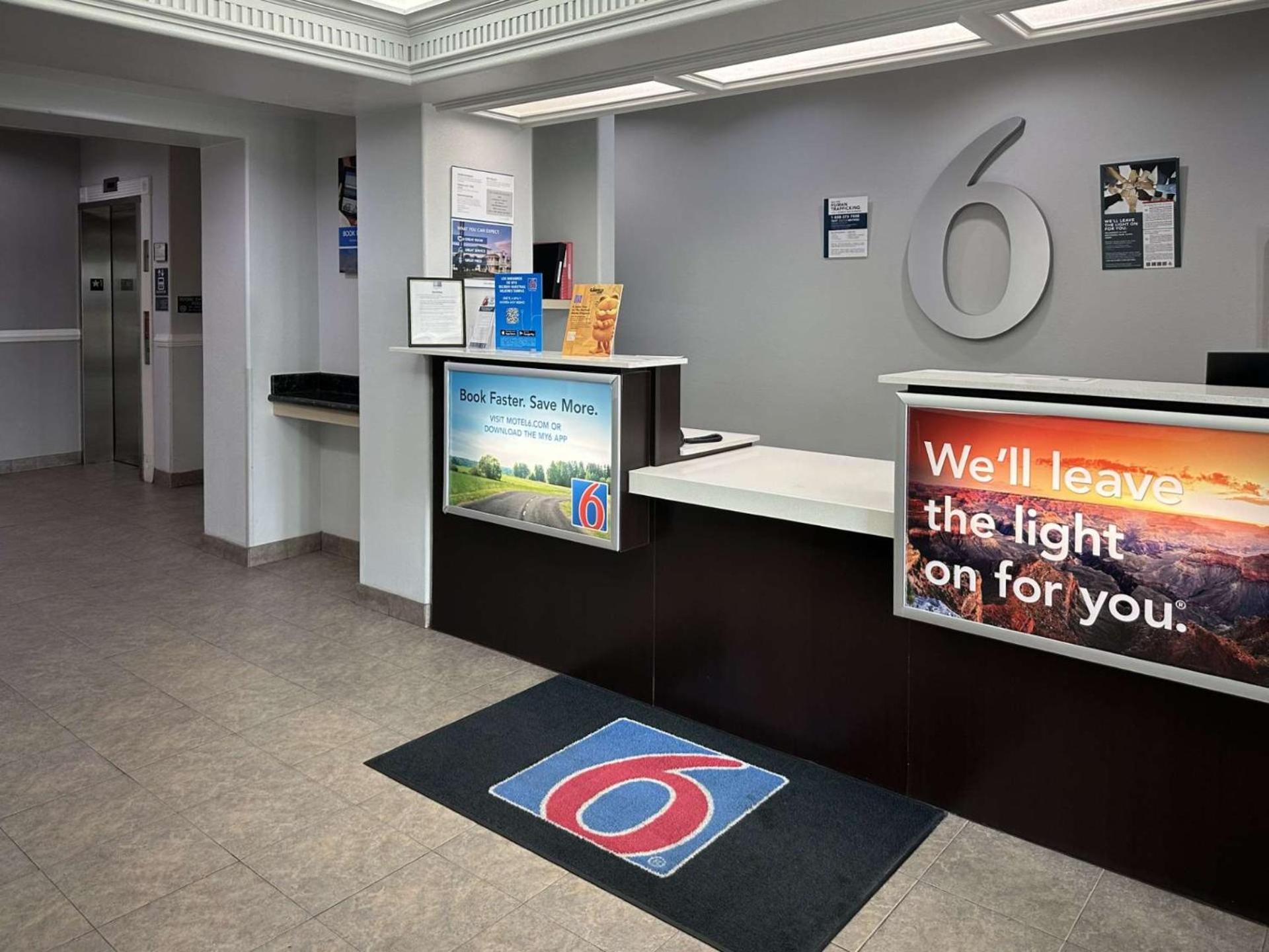Motel 6-Mission, TX photo 14