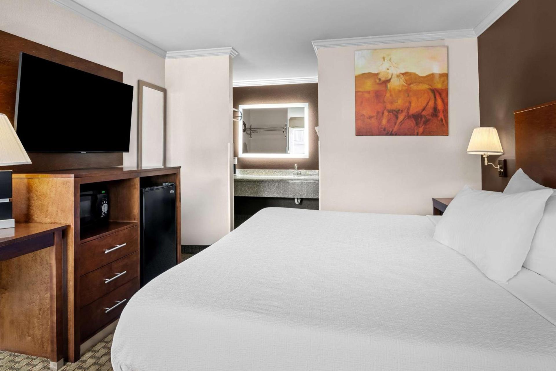 SureStay by Best Western Lakeview photo 18