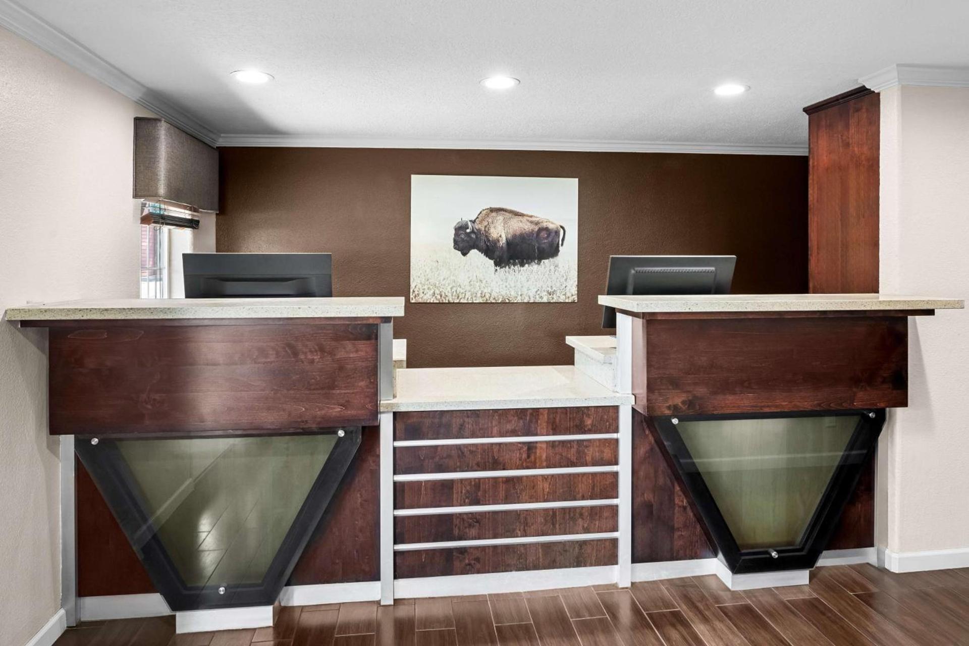SureStay by Best Western Lakeview photo 23