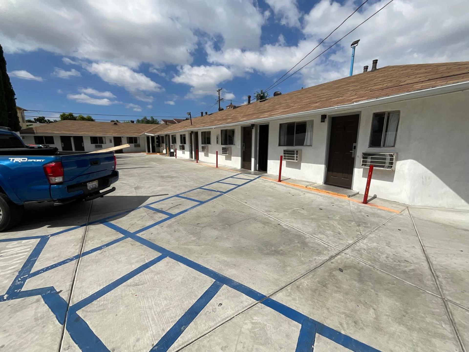 State Motel photo 6