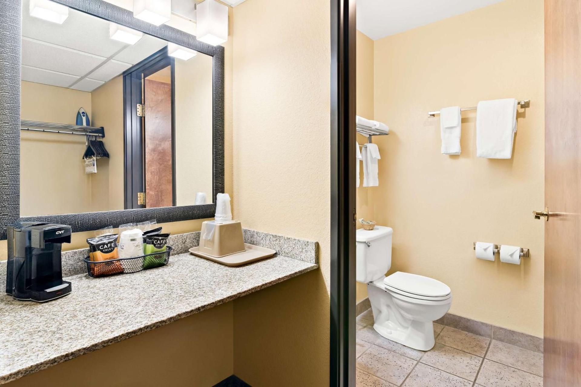 Best Western Newberry Station photo 24