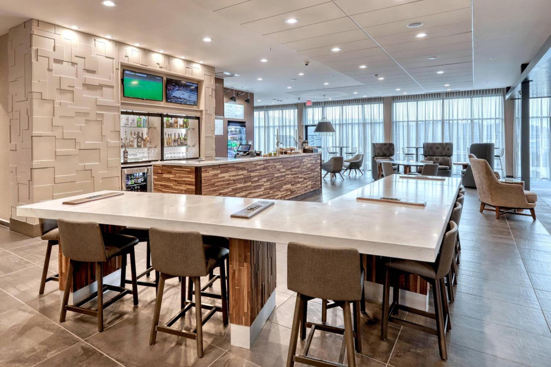 Courtyard by Marriott Southington photo 2