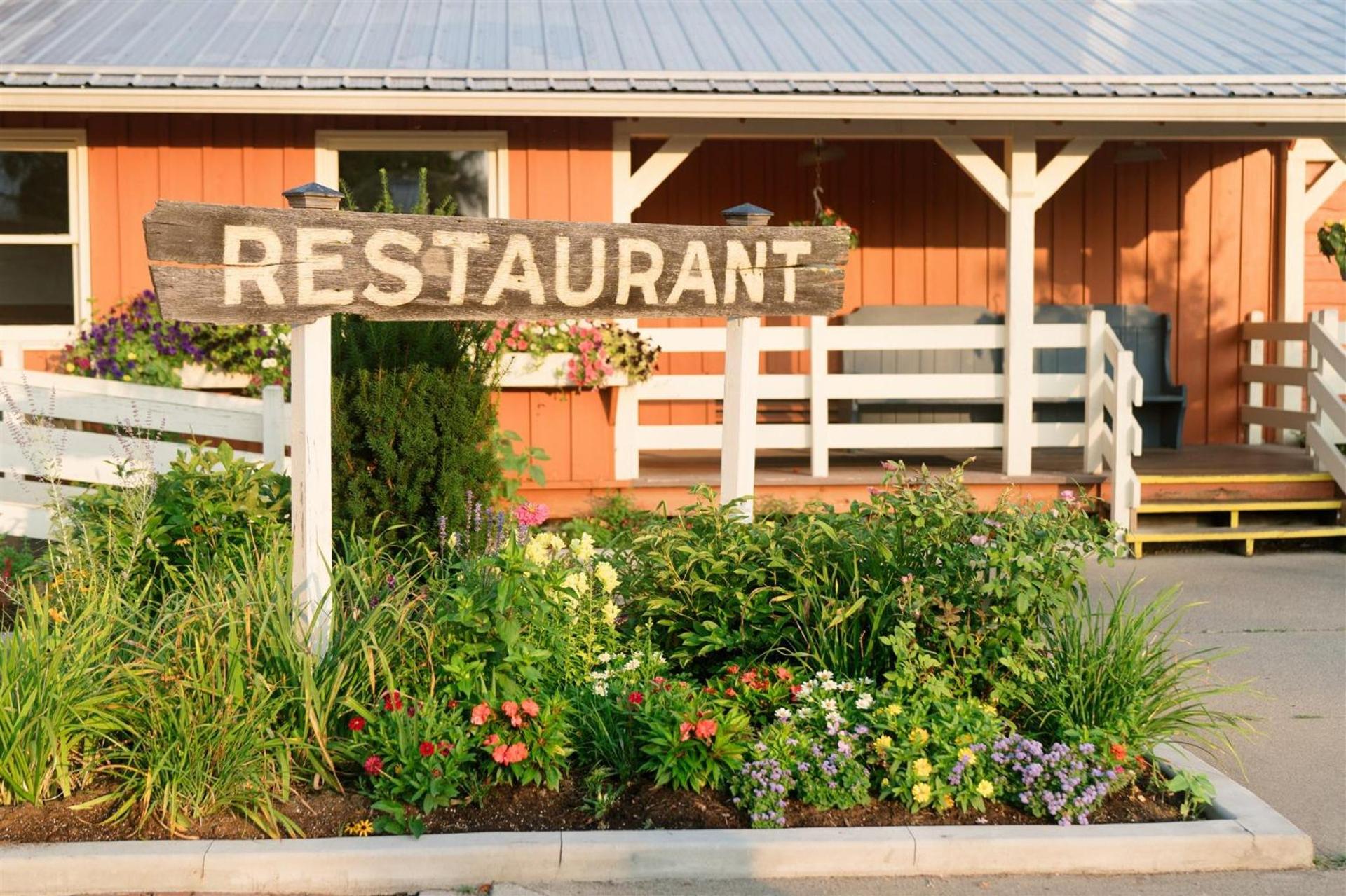 Brown County Inn photo 8