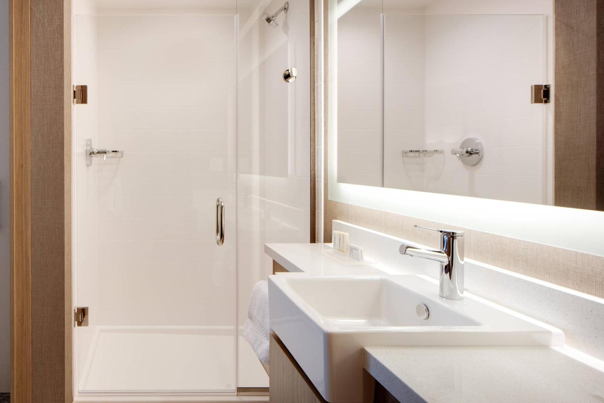 SpringHill Suites by Marriott Ames photo 16