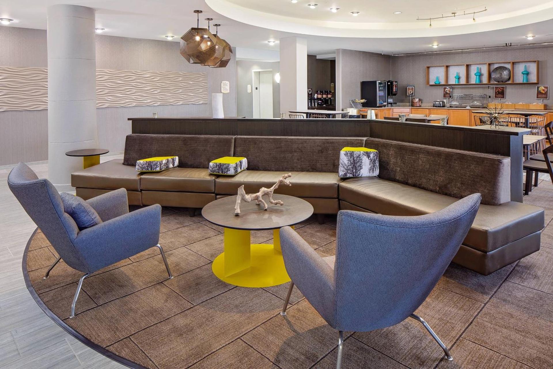 Comfort Suites Ardmore photo 5