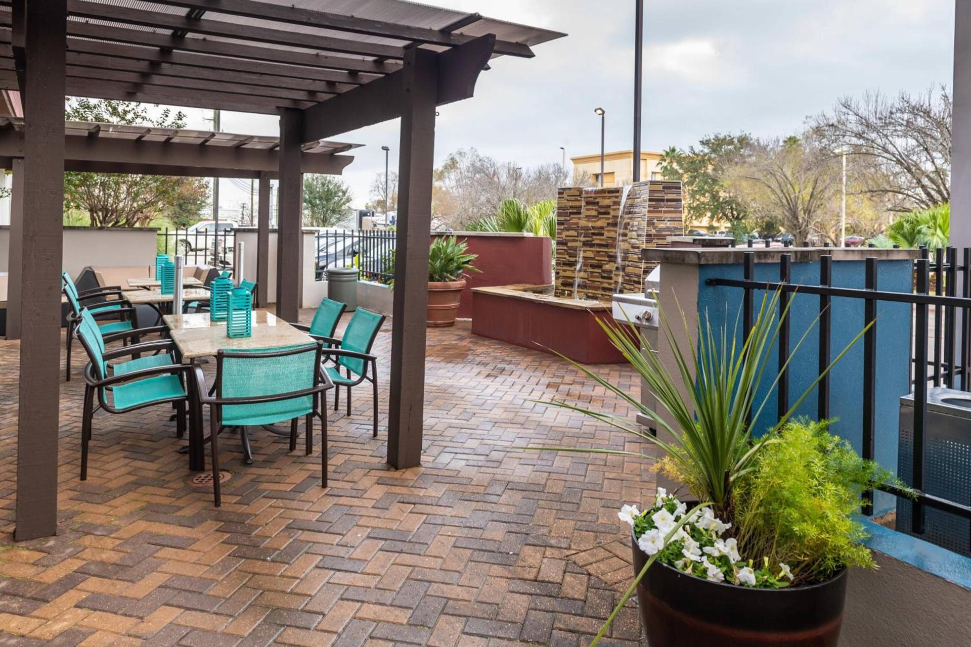 SpringHill Suites by Marriott Houston Baytown photo 17