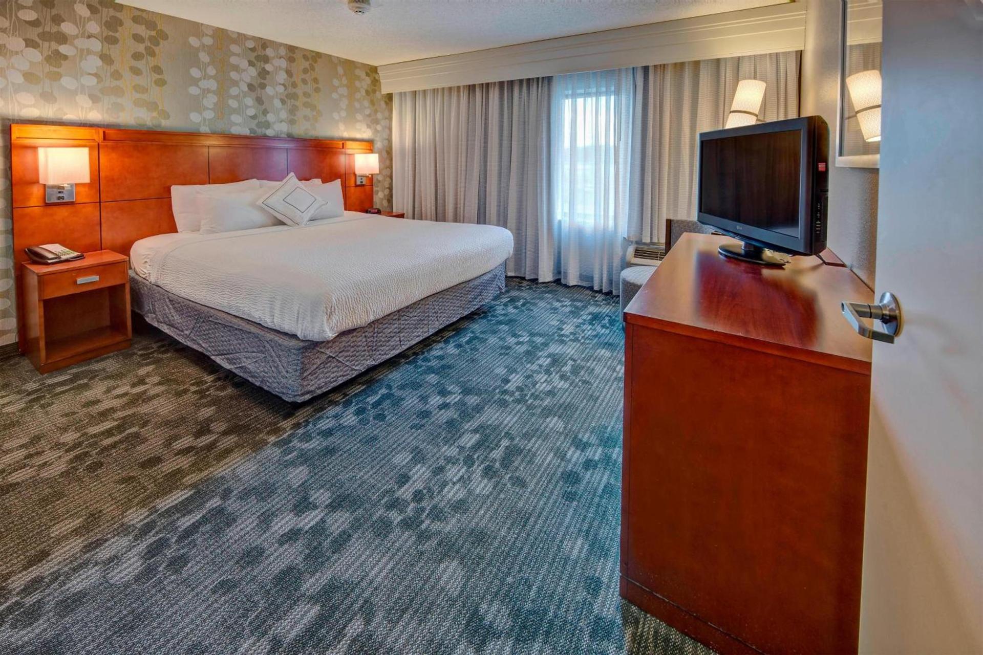 Courtyard by Marriott Alexandria photo 15