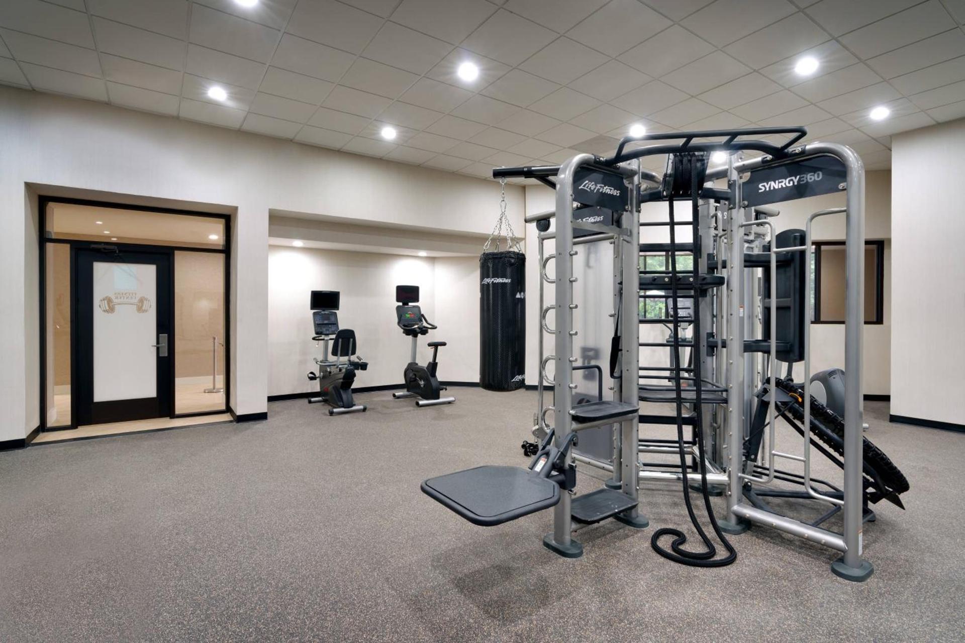 Courtyard by Marriott Charlotte Airport LoSo photo 38