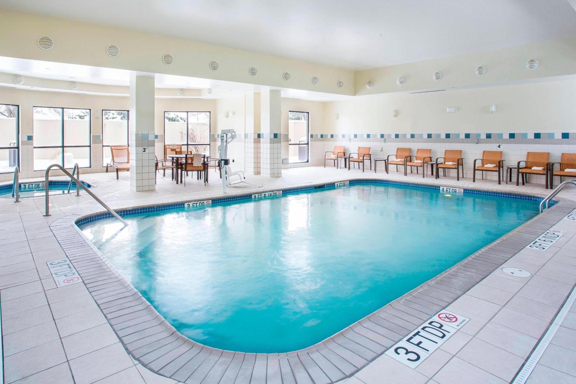 Courtyard by Marriott Peoria photo 24