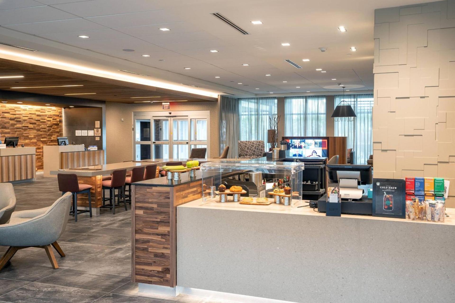 Courtyard by Marriott Charleston-North Charleston photo 21