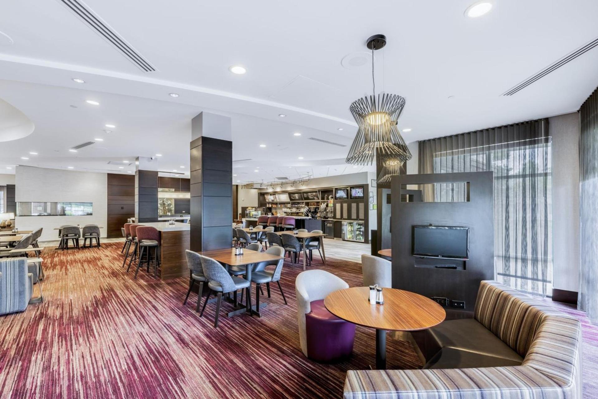 Courtyard by Marriott Boston Waltham photo 30